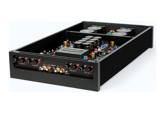 Micro-Precision Z-Studio Amplifier 4x150W